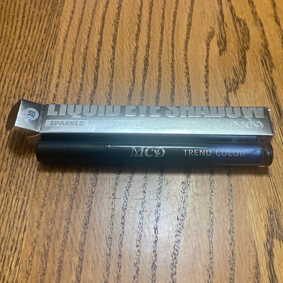 MCD Sparkle Cream Eye Shadow #10 - Picture 3 of 4